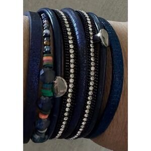 Magnolia Leather Strip Wrap Magnetic Bracelet Blue, Clear,‎ & Silver Beads